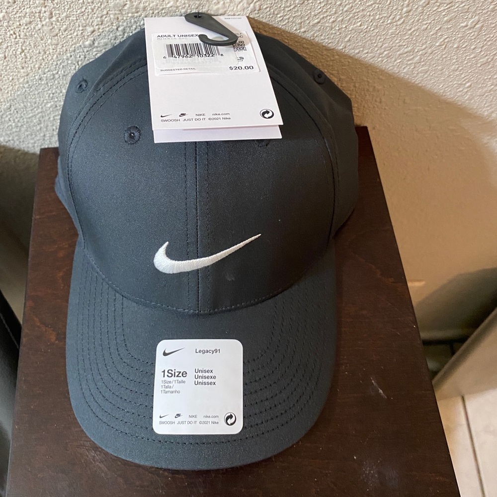 Nike hats golf dry fit